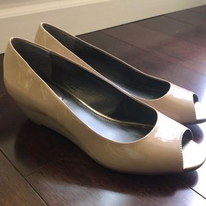New Alfani Step ‘n Flex 1.5” heels, size 8.5